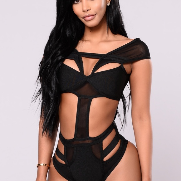 Fashion Nova Other - 🔥🔥 NWOT Black Strappy Swimsuit🔥🔥